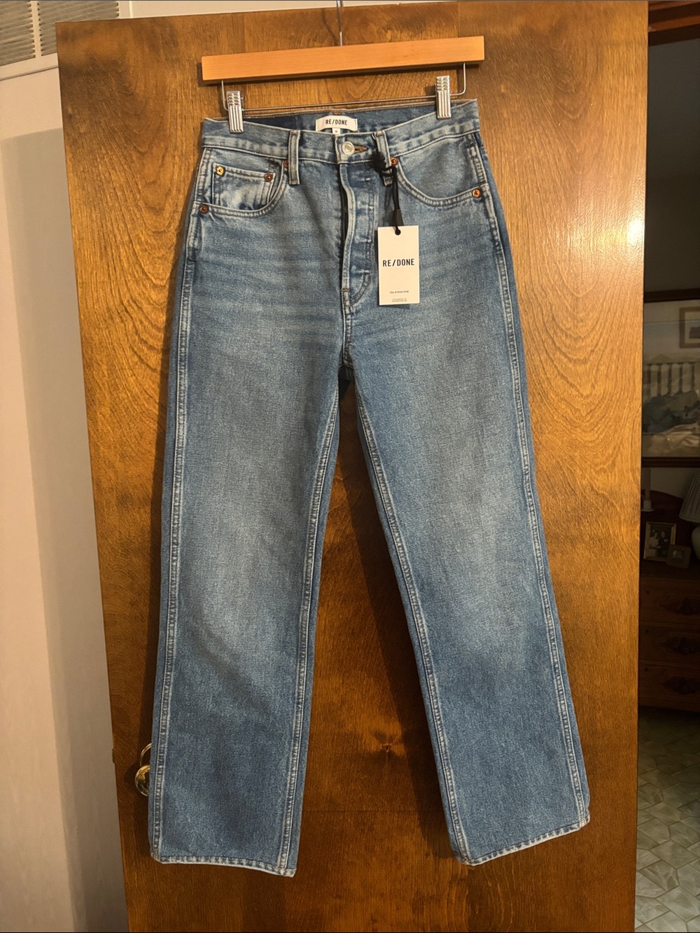 Re/Done Women's 70s Stove Pipe Straight Leg Jeans in Washed Blue Denim
